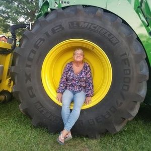 Meet your Posher, Debra